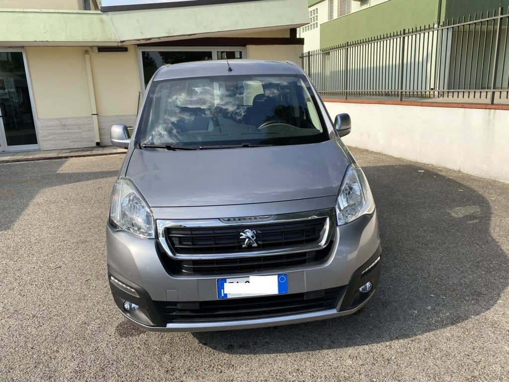 Peugeot Partner Tepee 1.6 HDi cambio Automatico